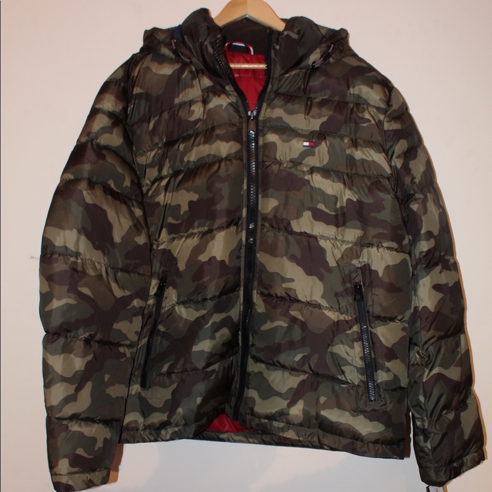 LIMITED TIME 45% OFF Mens Camo Tommy Hilfiger Puffer Coat